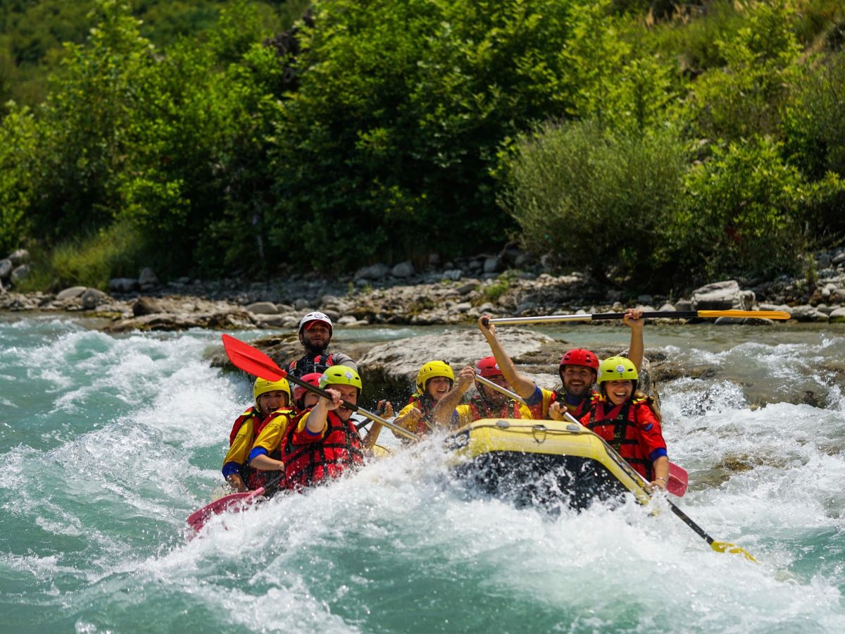 The Best Times to Go Rafting on Twin Rivers