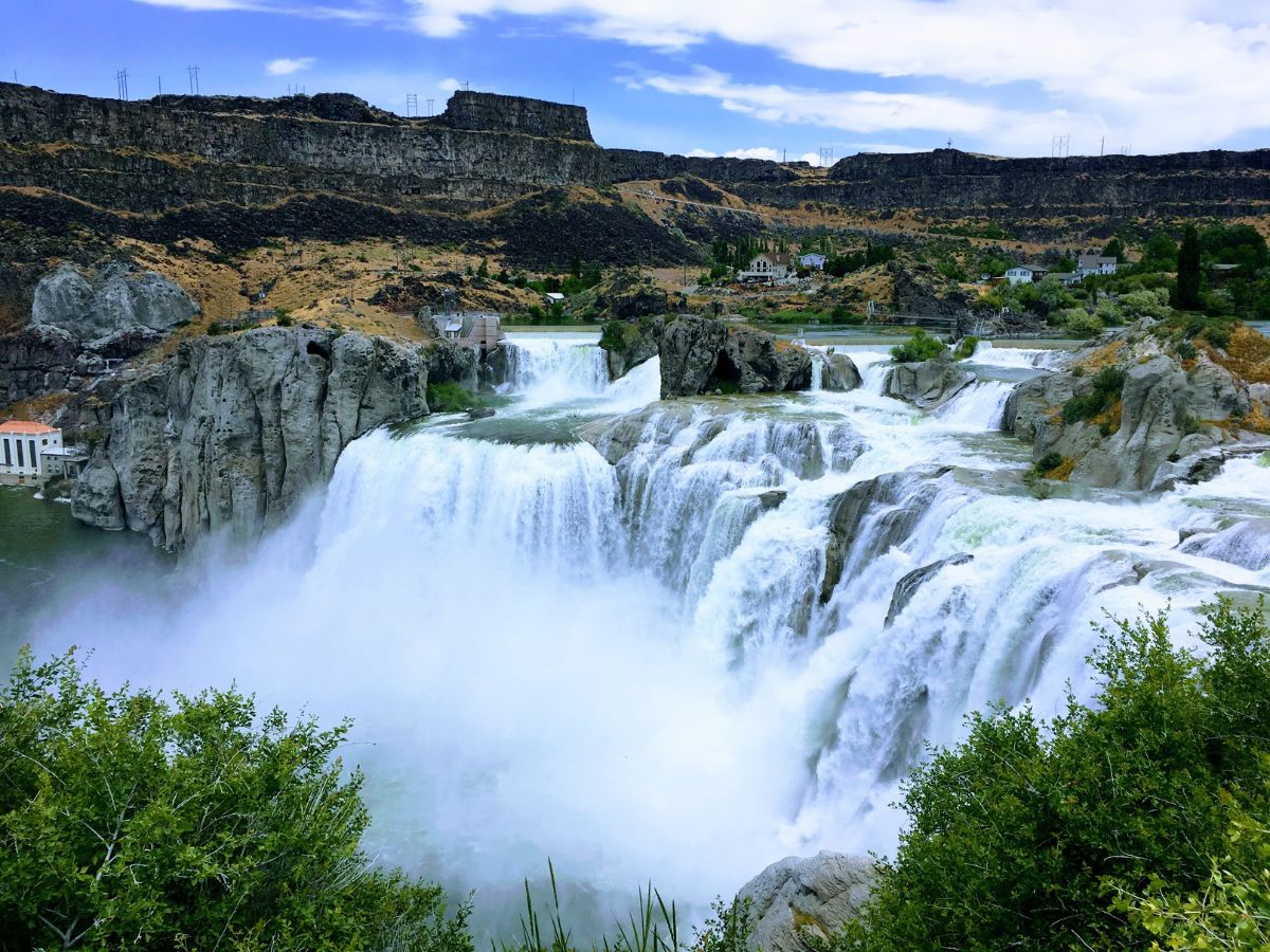 Chasing Waterfalls: The Best Hiking Trails for Idaho’s Most Scenic Waterfalls